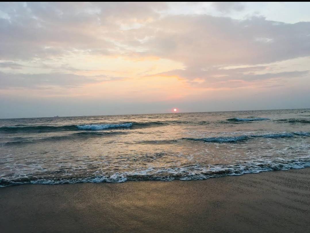 Fullmoon Beach Place Candolim Luaran gambar